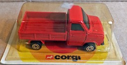 corgi-truck300