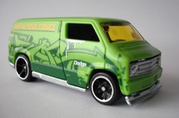 Custom77DodgeVanWarm